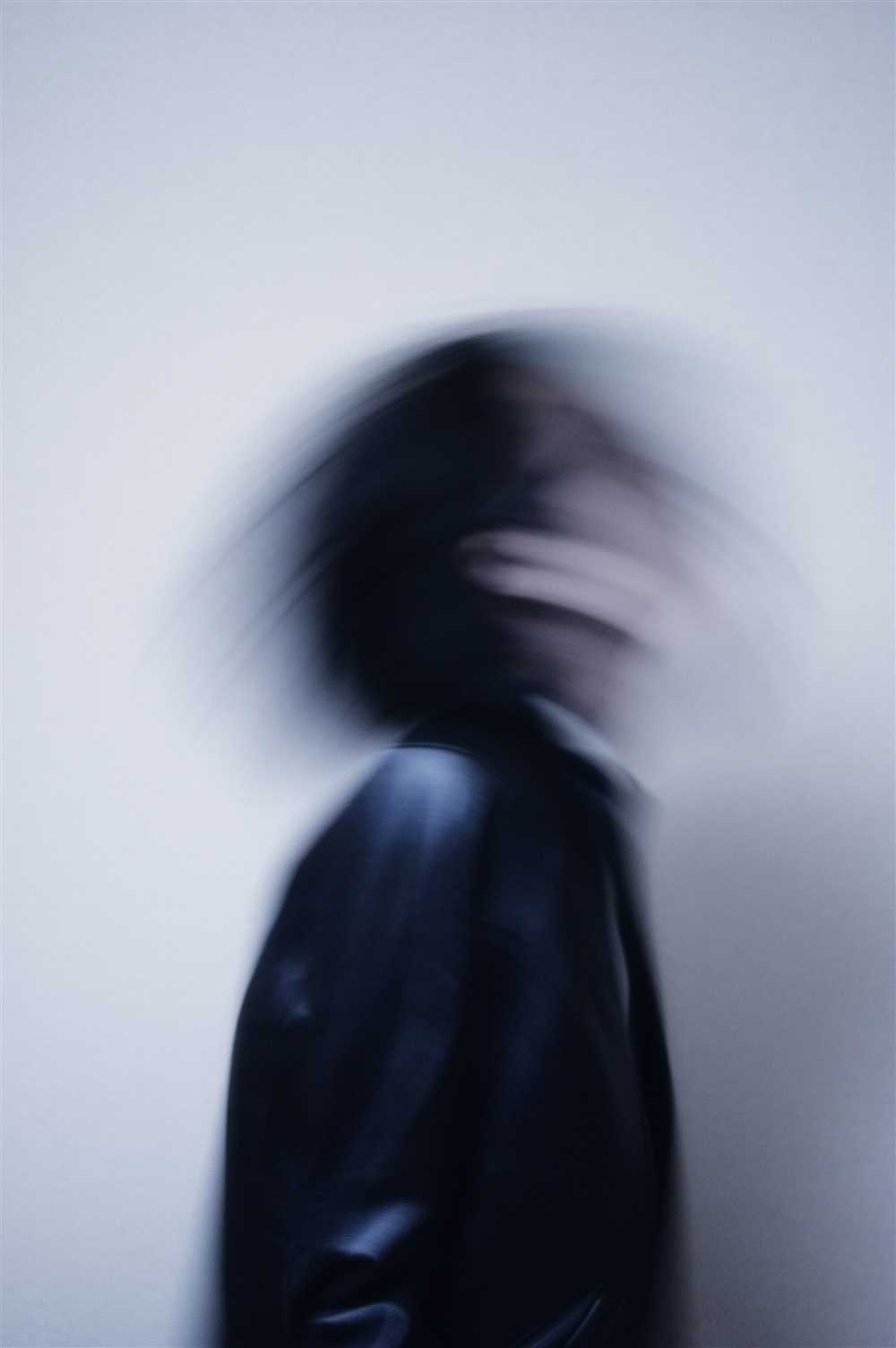 The Creative and Dreamy Aesthetic Appeal of Blurred Photography